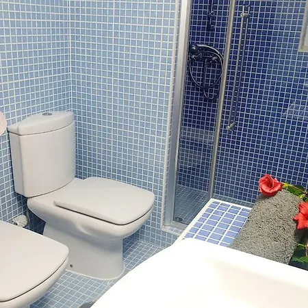 Lovely House Moradia V4 Com Piscina