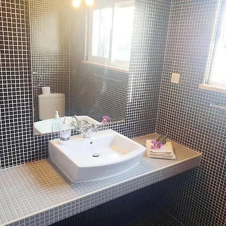 Lovely House Moradia V4 Com Piscina Casa vacanze *