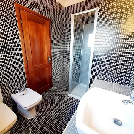 Lovely House Moradia V4 Com Piscina * Altura