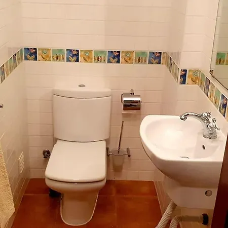 Semesterbostad Lovely House Moradia V4 Com Piscina Altura